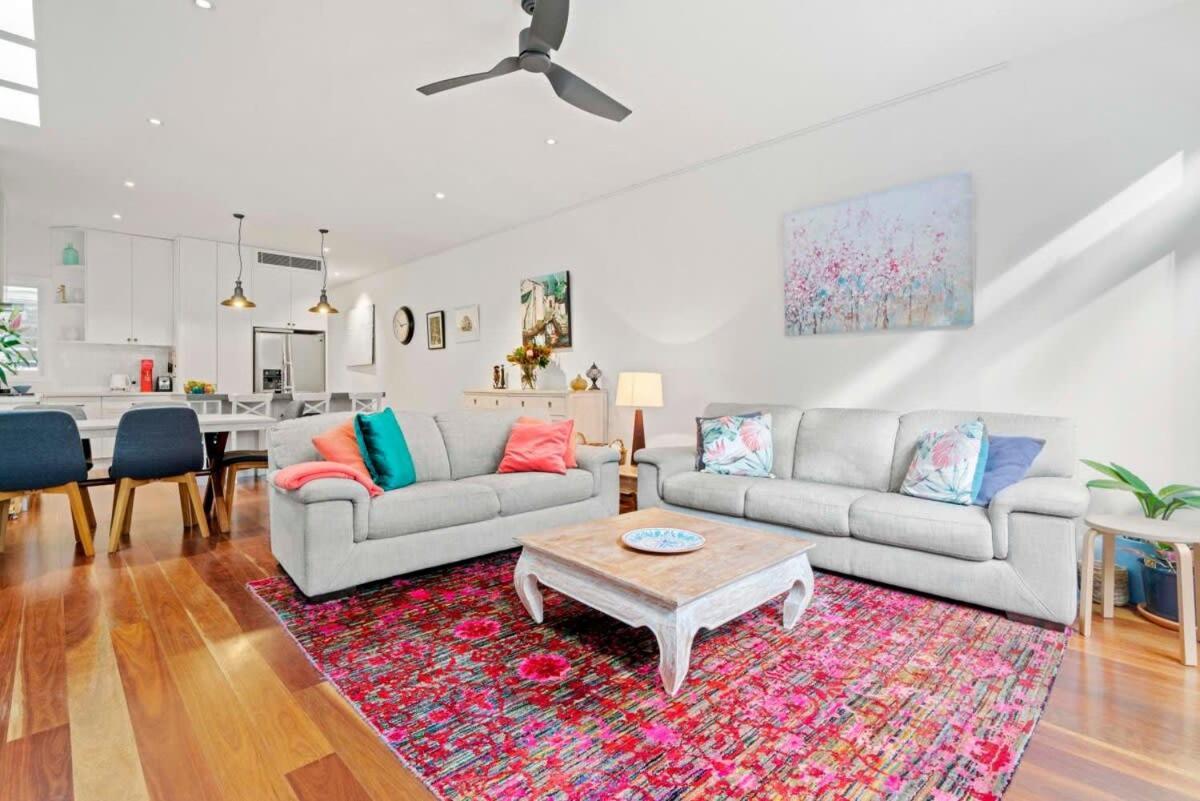 Bright Home In Trendy Newtown Close To The Park Sydney Luaran gambar